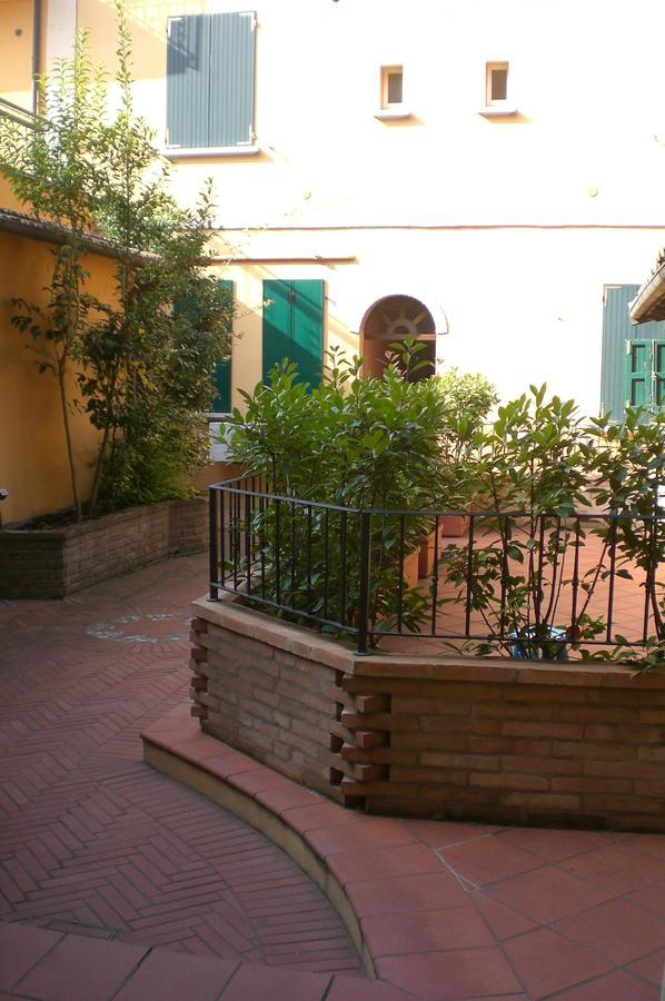 Residence Porta Saragozza Bologna Buitenkant foto